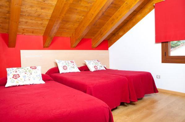 Apartahotel Castejón de Sos Oda fotoğraf