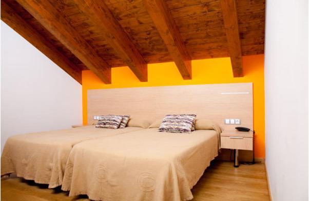 Apartahotel Castejón de Sos Dış mekan fotoğraf